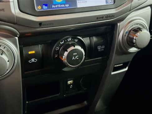 Used 2018 Toyota 4Runner SR5 image 24