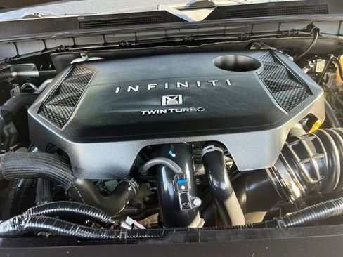 Certified 2025 INFINITI QX80 Sensory AWD/4WD image 32