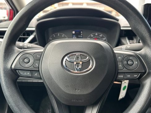 Used 2024 Toyota Corolla LE image 21