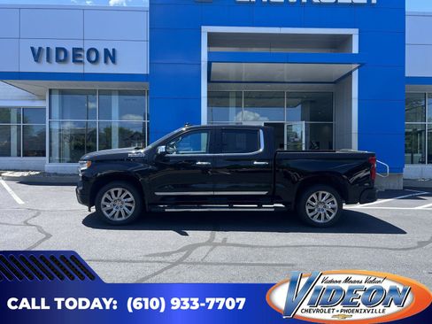 Used 2023 Chevrolet Silverado 1500 High Country w/ High Country Premium Package AWD/4WD image 1