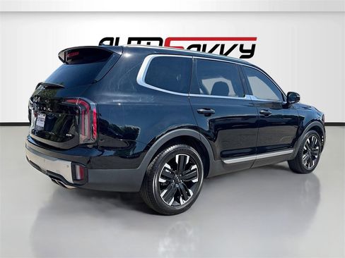 Used 2023 Kia Telluride SX image 7