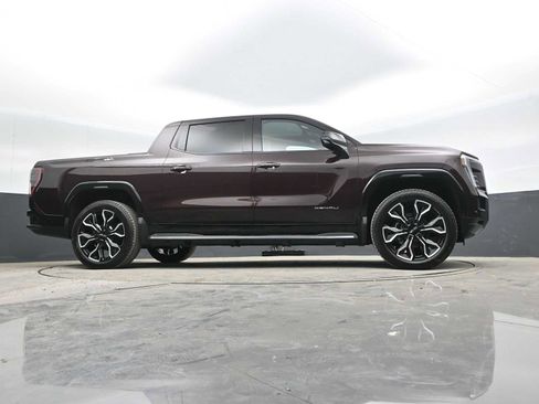 New 2025 GMC Sierra EV Denali image 50
