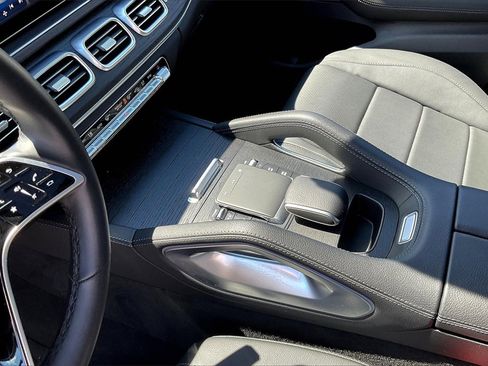 Used 2025 Mercedes-Benz GLE 350 4MATIC image 12