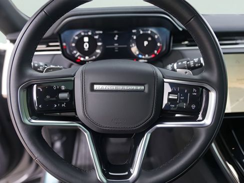 Used 2025 Land Rover Range Rover Sport SE AWD/4WD image 14