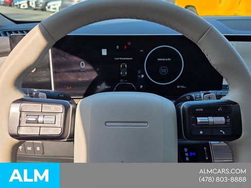 Used 2024 Hyundai Santa Fe Limited AWD/4WD image 26