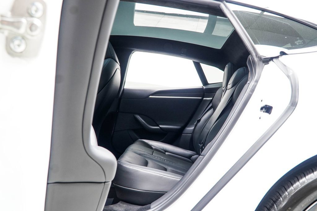 Used 2023 Tesla Model S AWD/4WD image 38
