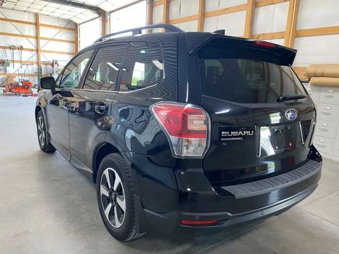 Used 2018 Subaru Forester 2.5i Limited AWD/4WD image 9