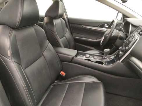 Used 2023 Nissan Maxima SV w/ Floor Mat Group FWD image 21