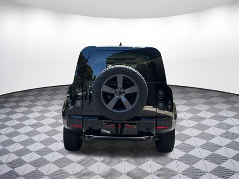 New 2026 Land Rover Defender 110 S AWD/4WD image 10
