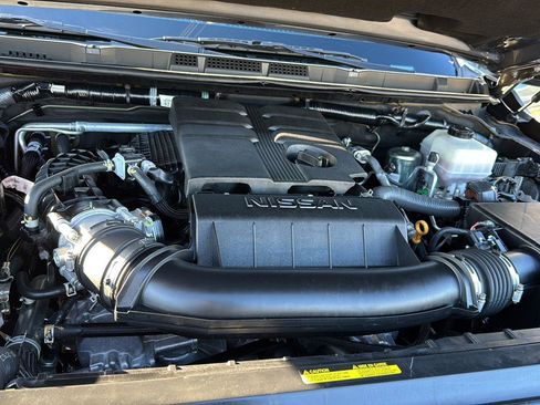 Used 2024 Nissan Frontier Pro-X image 29