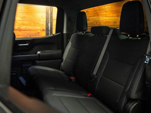 Used 2025 Chevrolet Silverado 1500 Custom Trail Boss AWD/4WD image 9