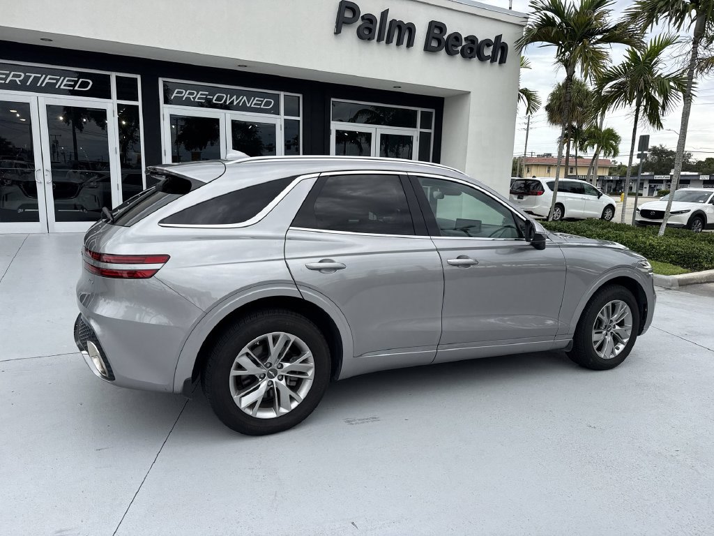 Used 2023 Genesis GV70 2.5T AWD/4WD image 4