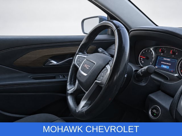 Used 2020 GMC Terrain SLE w/ LPO, Floor Liner Package AWD/4WD image 23