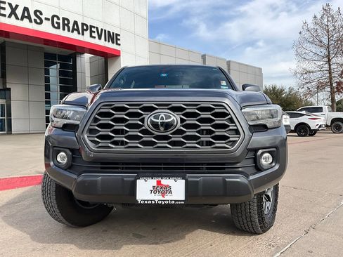 Used 2023 Toyota Tacoma TRD Off-Road image 4