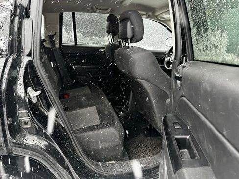 Used 2012 Jeep Compass Sport image 11