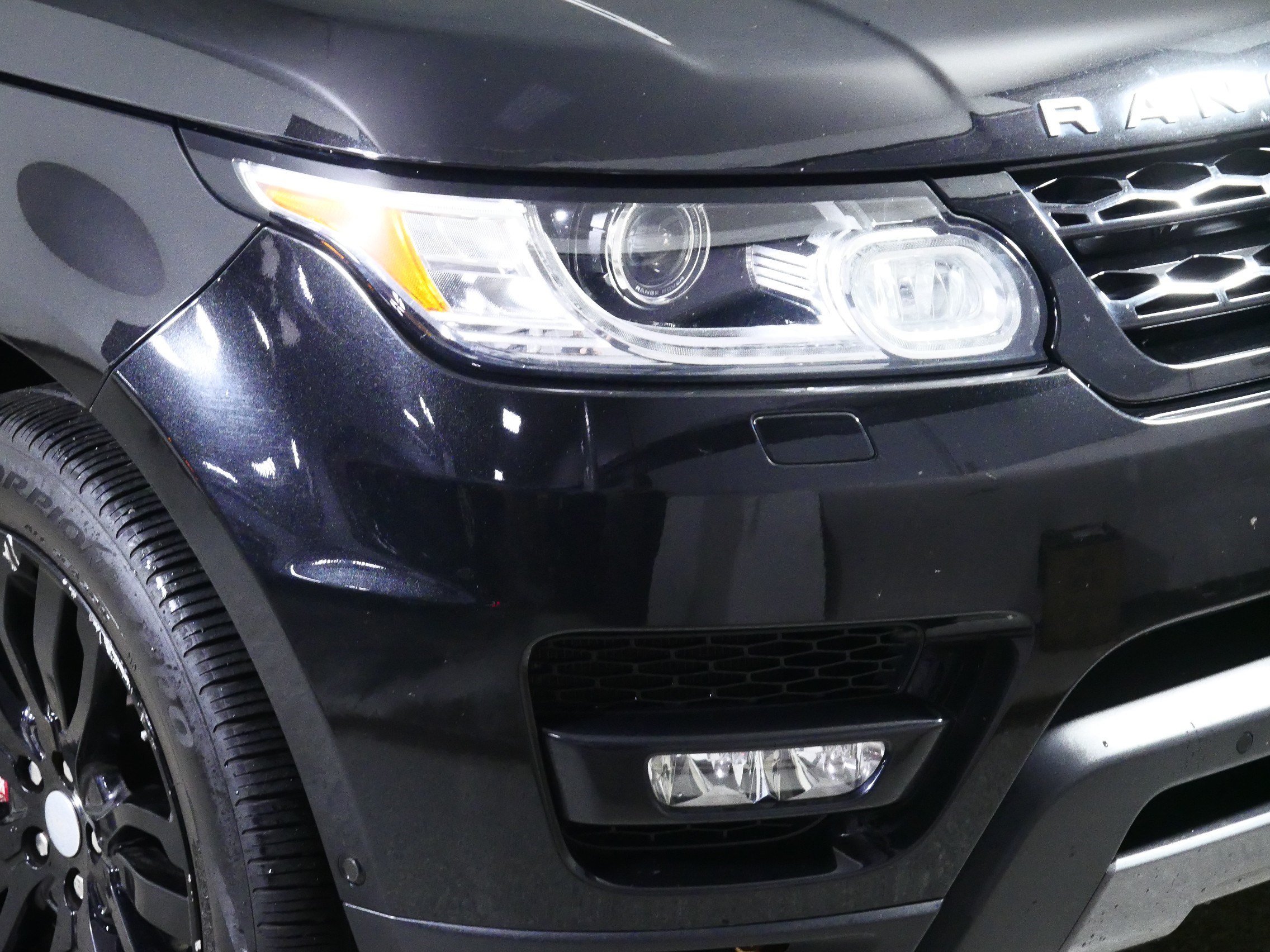 Used 2016 Land Rover Range Rover Sport Supercharged AWD/4WD image 16