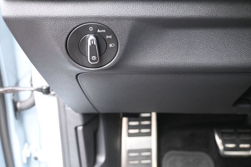 Used 2026 Volkswagen Jetta Sport FWD image 16
