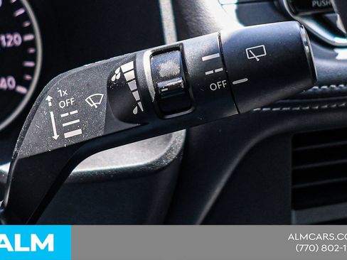 Used 2024 Nissan Rogue SV FWD image 25