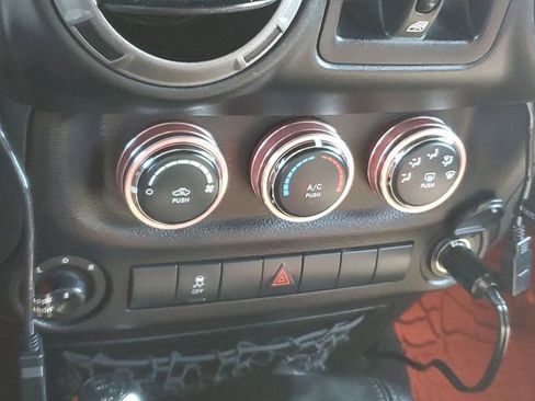 Used 2016 Jeep Wrangler Unlimited Sport AWD/4WD image 22