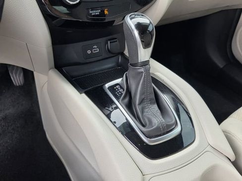 Used 2022 Nissan Rogue Sport SV FWD image 20