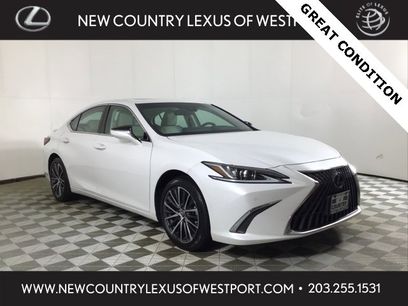 Used 2023 Lexus ES 300h w/ Premium Package