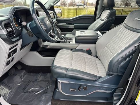 Used 2022 Ford F150 Limited image 19