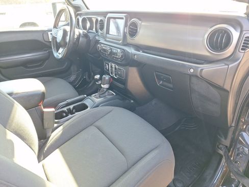 Used 2020 Jeep Gladiator Sport w/ Quick Order Package 24S image 35