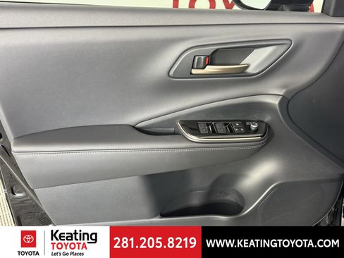 New 2026 Toyota Crown XLE image 13