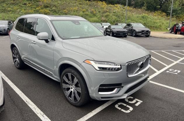 Used 2024 Volvo XC90 T8 Ultimate w/ Protection Package AWD/4WD image 1