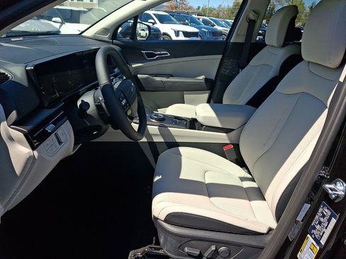 New 2026 Kia Sportage EX image 9