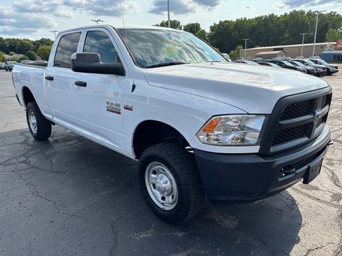 Used 2018 RAM 2500 Tradesman w/ Protection Group AWD/4WD image 2