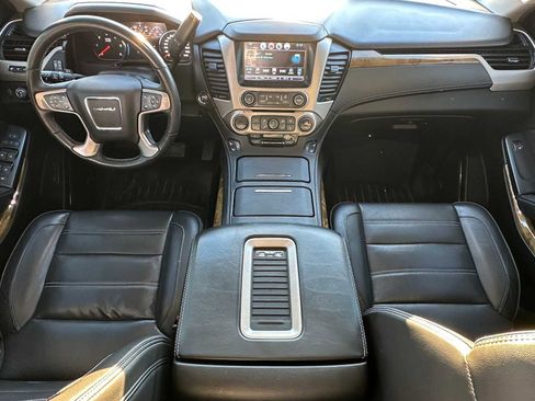 Used 2017 GMC Yukon Denali image 19