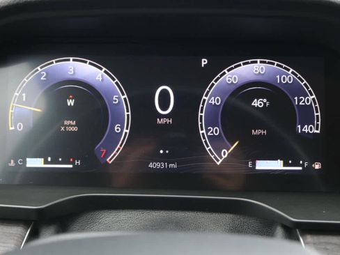 Used 2021 Jeep Grand Cherokee L Limited w/ Luxury Tech Group II image 15