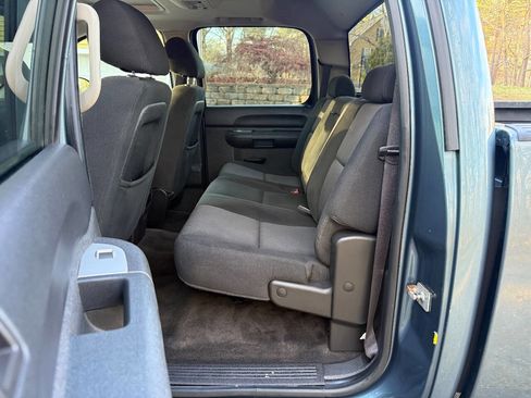 Used 2010 GMC Sierra 1500 SLE image 9