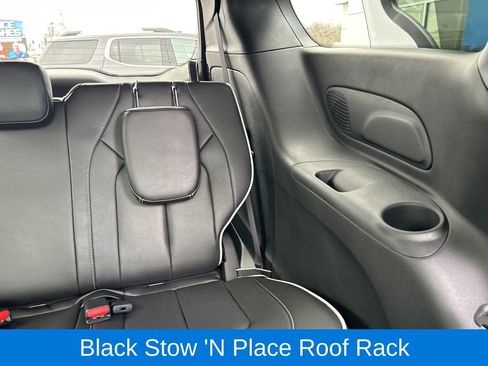 New 2026 Chrysler Pacifica Limited w/ S Appearance Package FWD image 19
