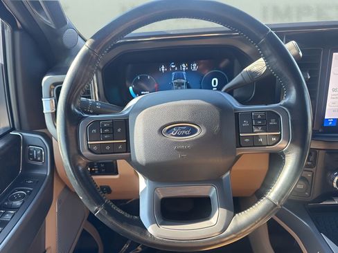 Used 2023 Ford F250 Lariat w/ Chrome Package image 14