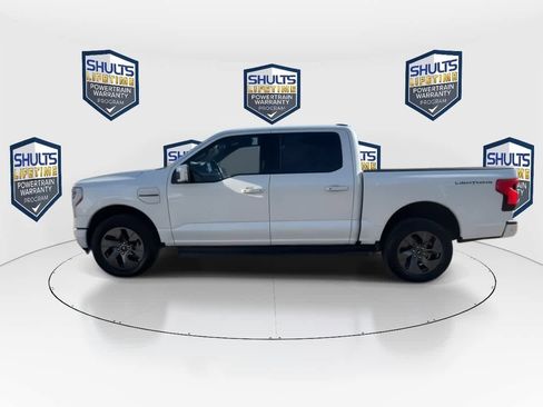 Used 2022 Ford F150 Lightning Lariat image 6
