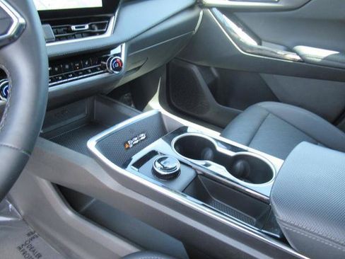 Certified 2026 Chevrolet Equinox LT w/ Convenience Package II FWD image 15