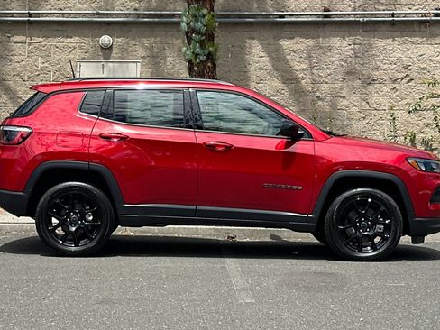 New 2026 Jeep Compass Latitude AWD/4WD image 2