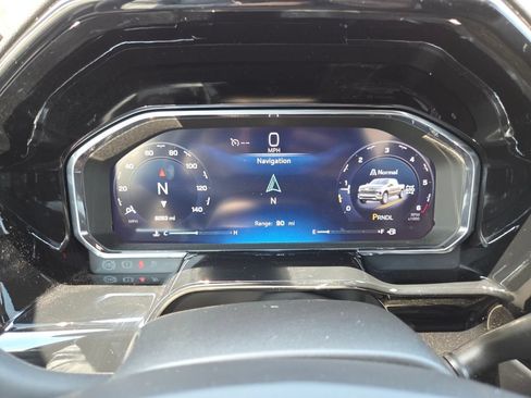 Used 2026 Chevrolet Silverado 1500 LT AWD/4WD image 35