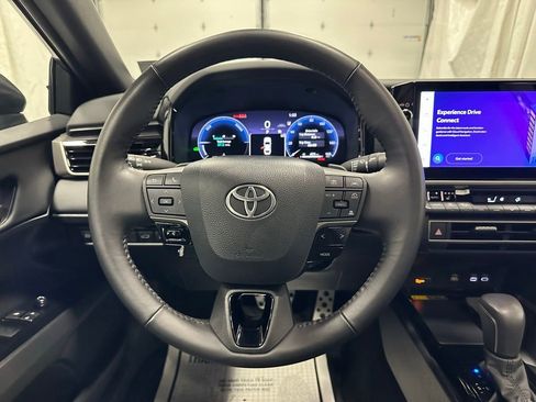 Used 2026 Toyota Camry XSE FWD image 18