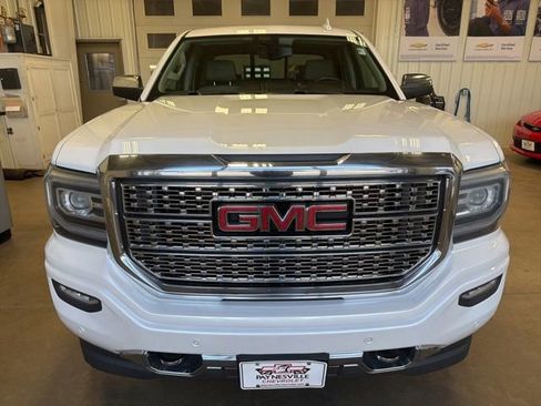 Used 2016 GMC Sierra 1500 Denali w/ Denali Ultimate Package AWD/4WD image 3