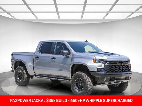 Used 2023 Chevrolet Silverado 1500 ZR2 w/ Technology Package AWD/4WD image 5