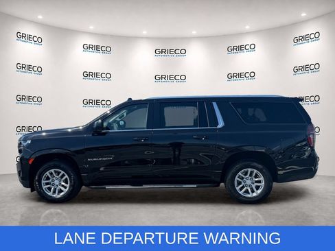 Certified 2024 Chevrolet Suburban LT AWD/4WD image 4
