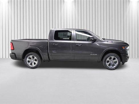 New 2026 RAM 1500 4x4 Crew Cab image 2