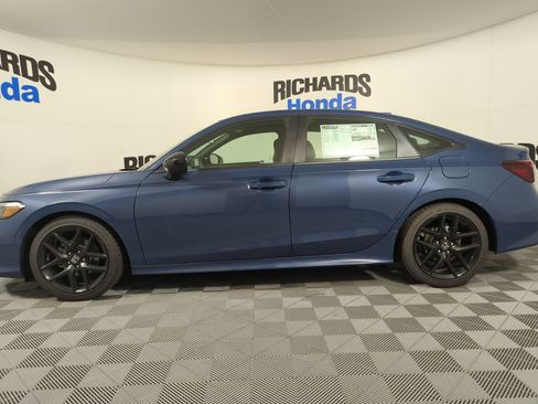 New 2026 Honda Civic Sport image 2