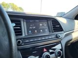 Used 2019 Hyundai Elantra SEL w/ Cargo Package image 5