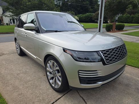 Used 2020 Land Rover Range Rover HSE AWD/4WD image 7