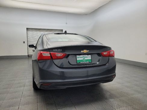 Used 2017 Chevrolet Malibu LT image 6