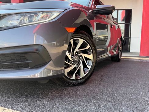 Used 2016 Honda Civic EX image 2